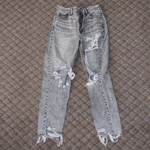American Eagle Mom Jeans